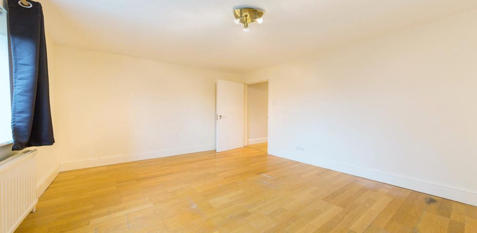 			NEW INSTRUCTION, 2 Bedroom, 1 bath, 1 reception Flat			 Victoria Road, QUEENS PARK / KILBURN